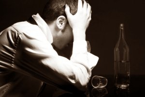 Как заставить мужа бросить пить алкоголь?
