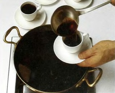 Как сделать кофе с коньяком - Сервировка кофе