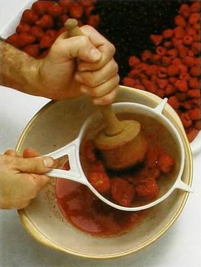 Сок из ягод, как приготовить дома