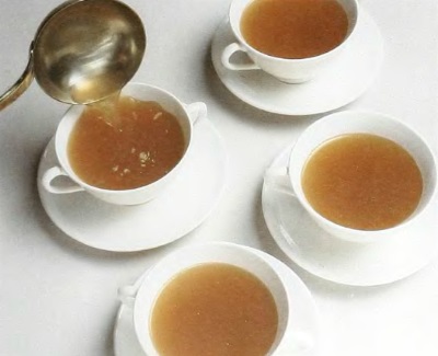 Говяжий чай - сервировка
