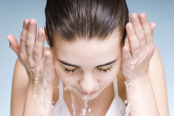 Польза чистой воды для кожи