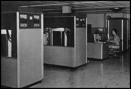 IBM 305 RAMAC (1956)